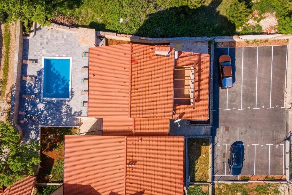Cesare Apartment, With Swimming Pool And Sea View Ližnjan Eksteriør bilde
